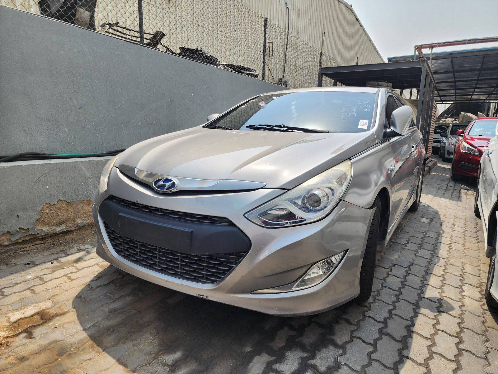 2014 HYUNDAI SONATA — 170645 KM — Lot 214578 — Al Quoz - Marhaba Auctions Used Cars - Image 6