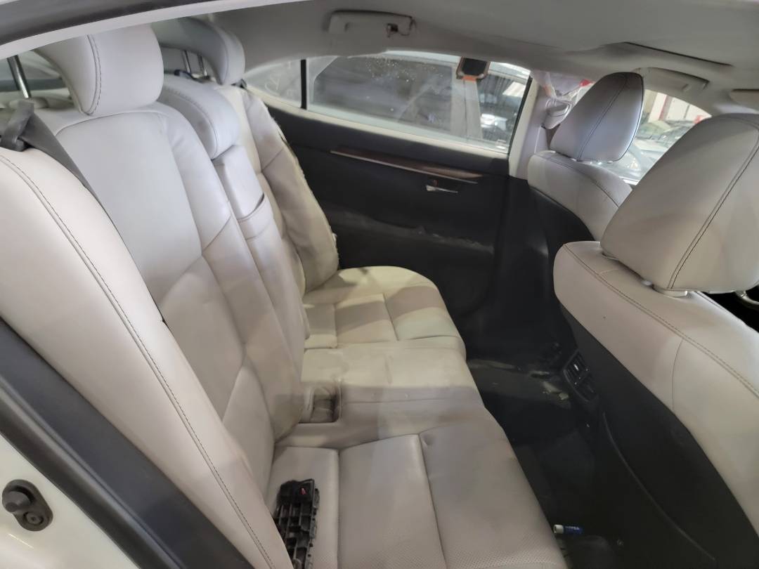 2015 LEXUS ES 350 — 186181 Miles — Lot F2207371 — Main - Marhaba Auctions Used Cars - Image 6