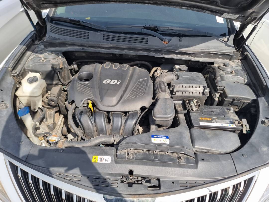 2011 HYUNDAI GRANDEUR — 215005 KM — Lot 032198 — Souq - Marhaba Auctions Used Cars - Image 11