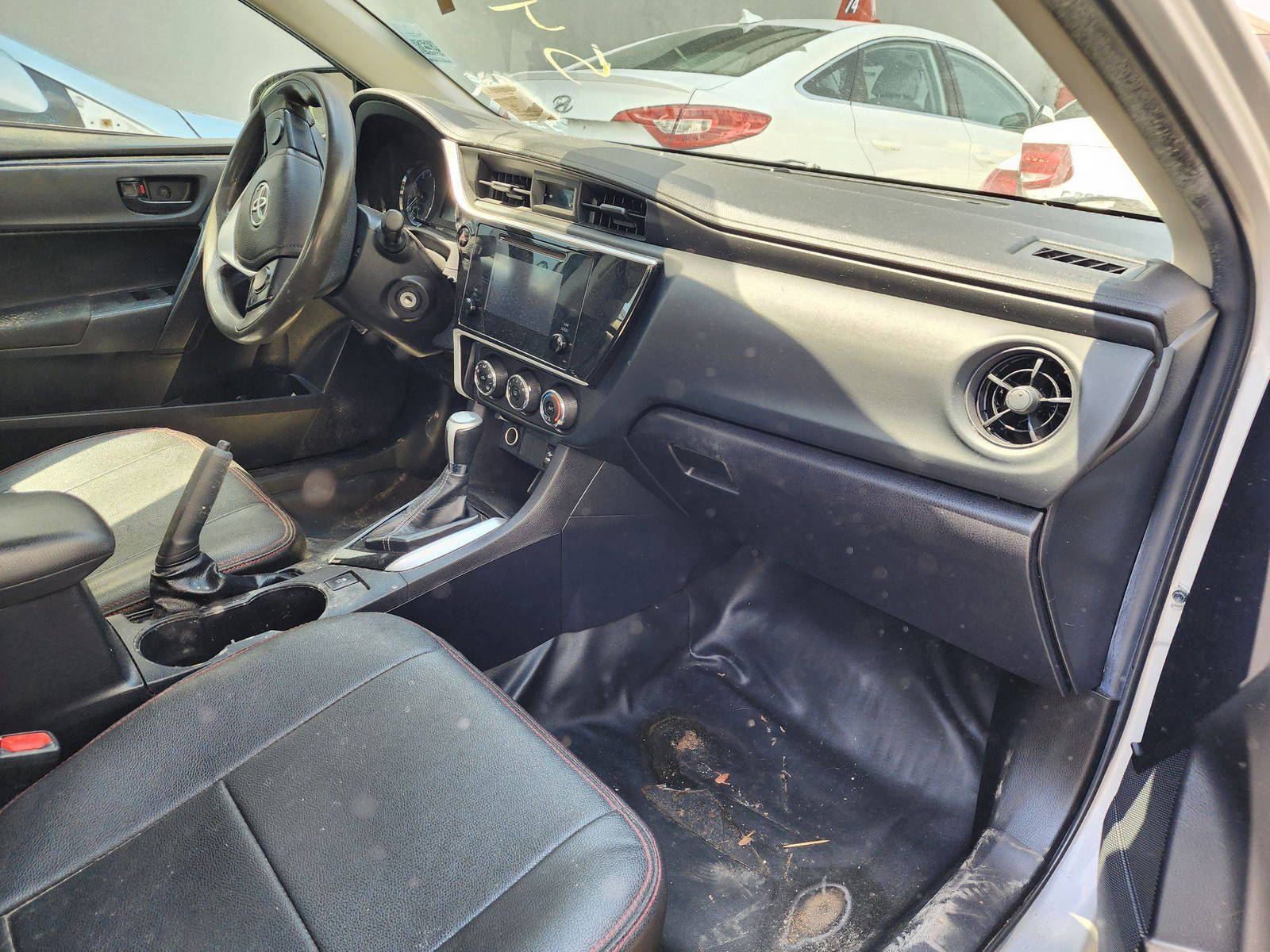 2019 TOYOTA COROLLA — 280160 KM — Lot 161392 — Al Quoz - Marhaba Auctions Used Cars - Image 8