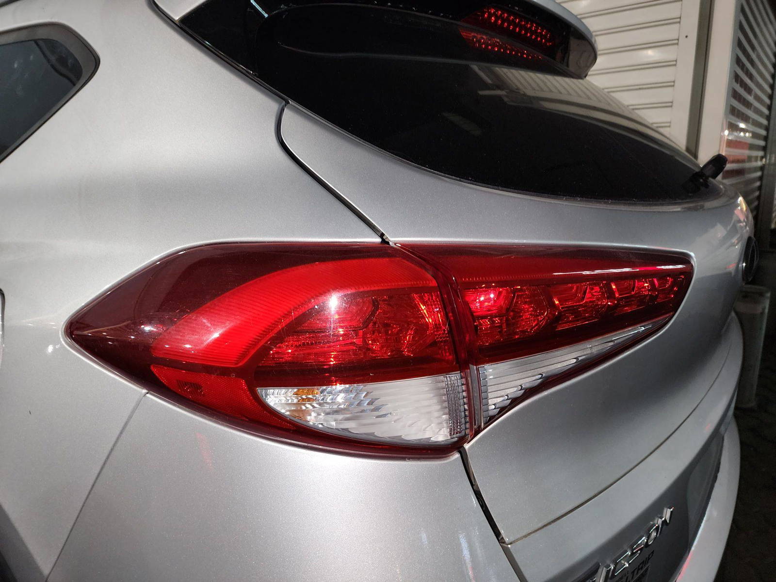 2016 HYUNDAI TUCSON — 145246 Miles — Lot 39128562 — Souq - Marhaba Auctions Used Cars - Image 10