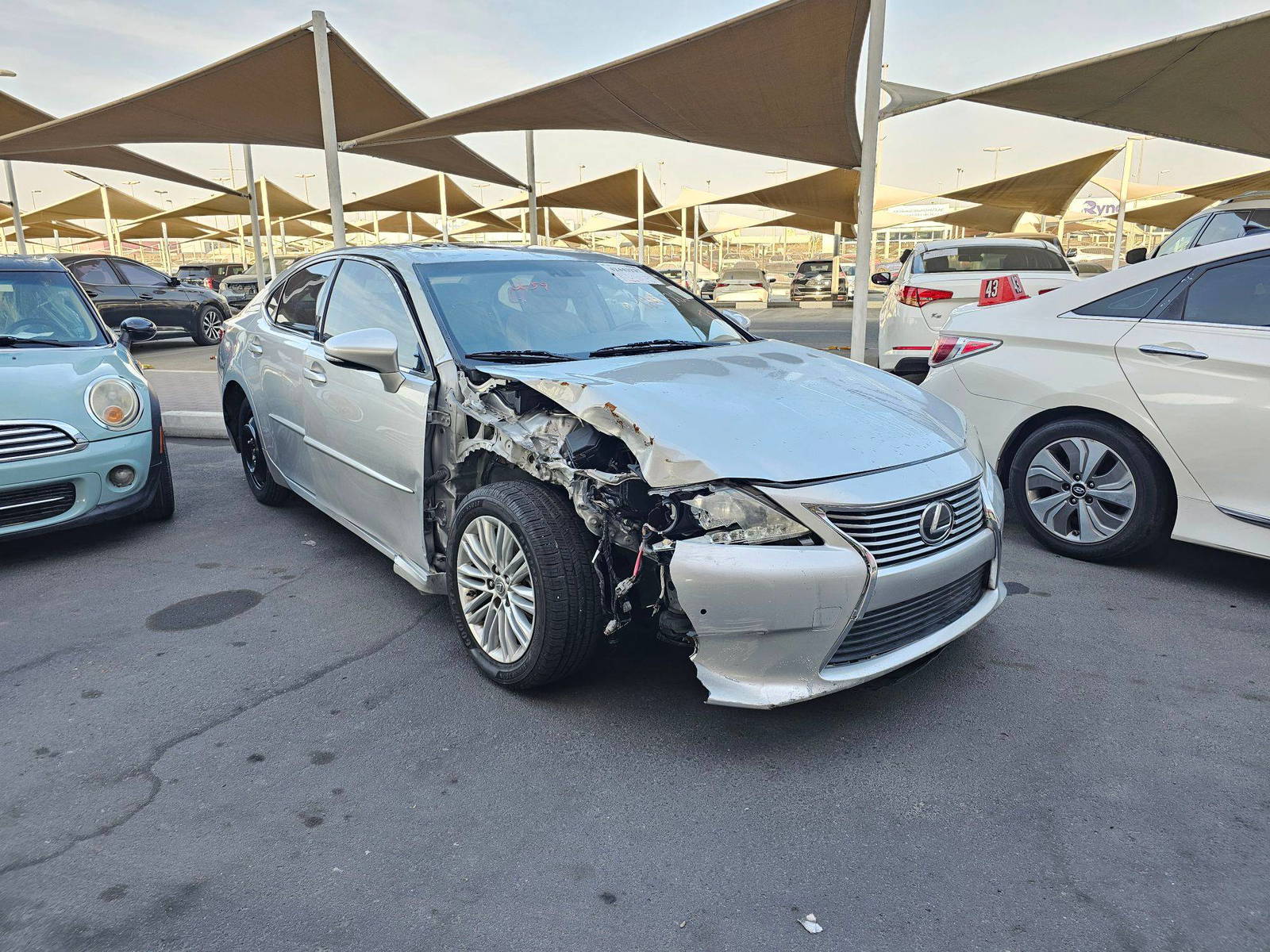 2013 LEXUS ES 350 — 139298 Miles — Lot 1D2032959 — Souq - Marhaba Auctions Used Cars - Image 5