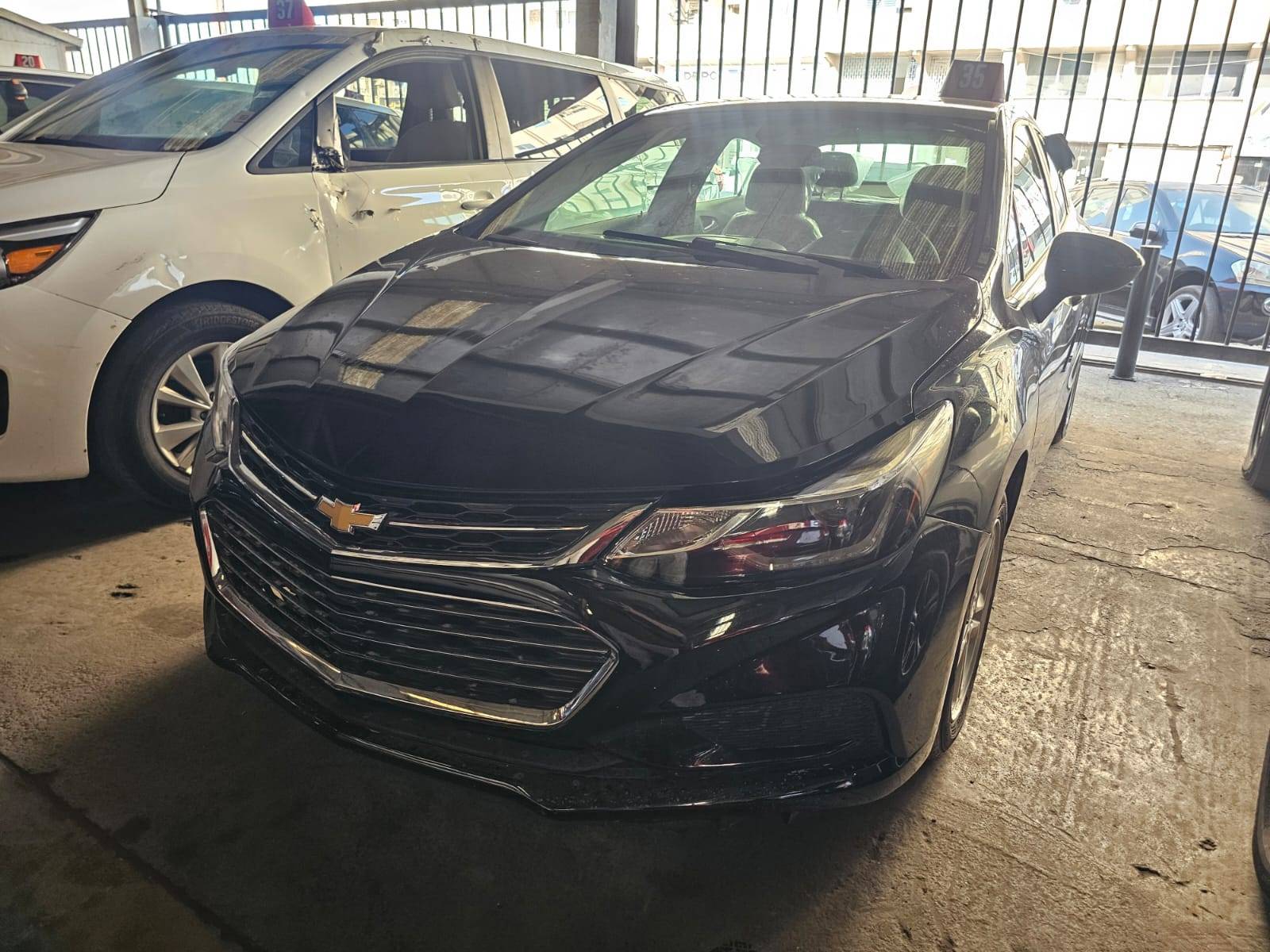 2018 CHEVROLET CRUZE LT — 48575 KM — Lot J7188513 — Main - Marhaba Auctions Used Cars - Image 3
