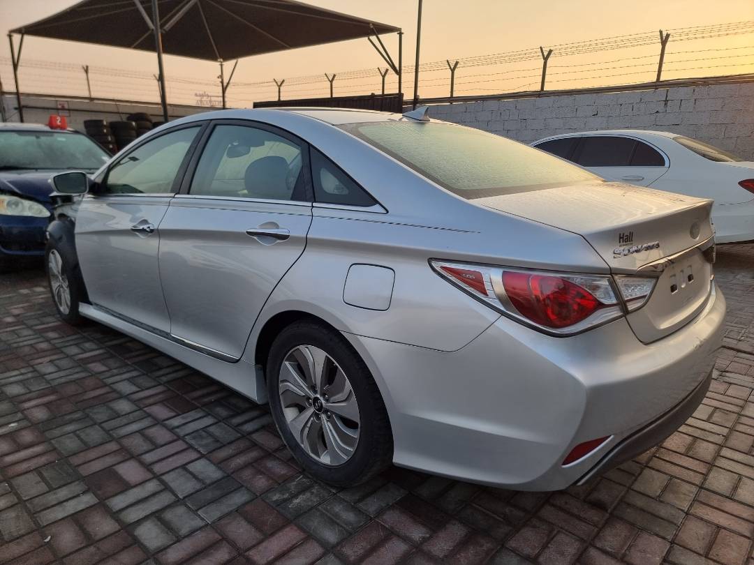 2013 HYUNDAI SONATA — 231400 Miles — Lot 125487 — Main - Marhaba Auctions Used Cars - Image 3