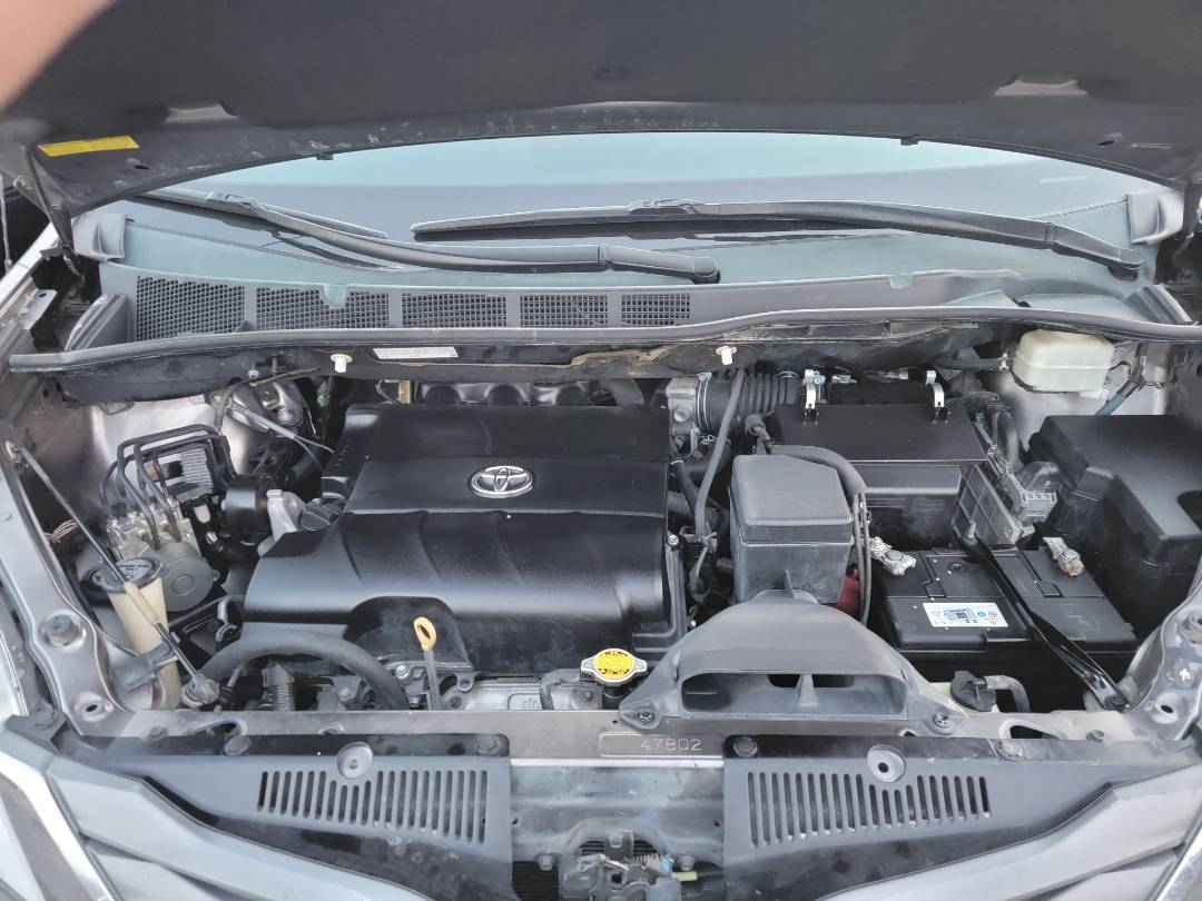 2011 TOYOTA SIENNA — 181327 Miles — Lot 065840 — Main - Marhaba Auctions Used Cars - Image 13