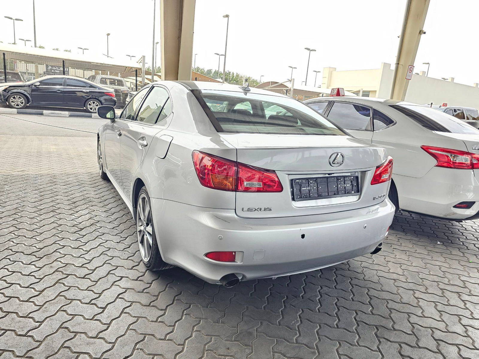 2008 LEXUS IS-350 — 279434 Miles — Lot 018706 — Souq - Marhaba Auctions Used Cars - Image 5