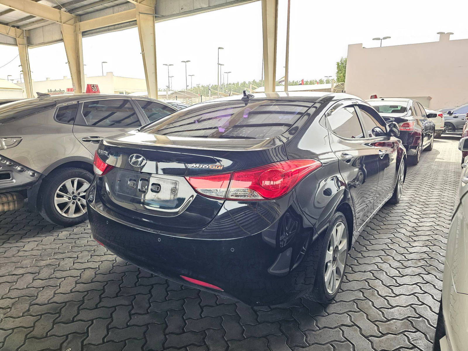 2012 HYUNDAI AVANTE — 226271 KM — Lot 242595 — Main - Marhaba Auctions Used Cars - Image 4