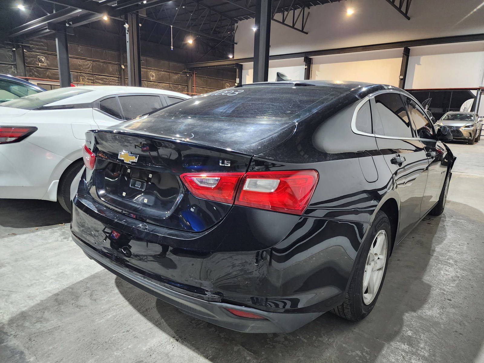 2016 CHEVROLET MALIBU — 177319 Miles — Lot 40832554 — Al Quoz - Marhaba Auctions Used Cars - Image 3