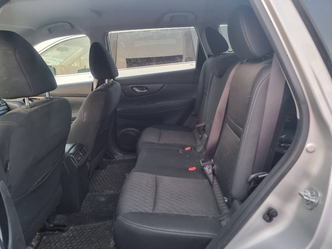 NISSAN ROGUE 2017 - Marhaba Auction Used Cars - Image 6