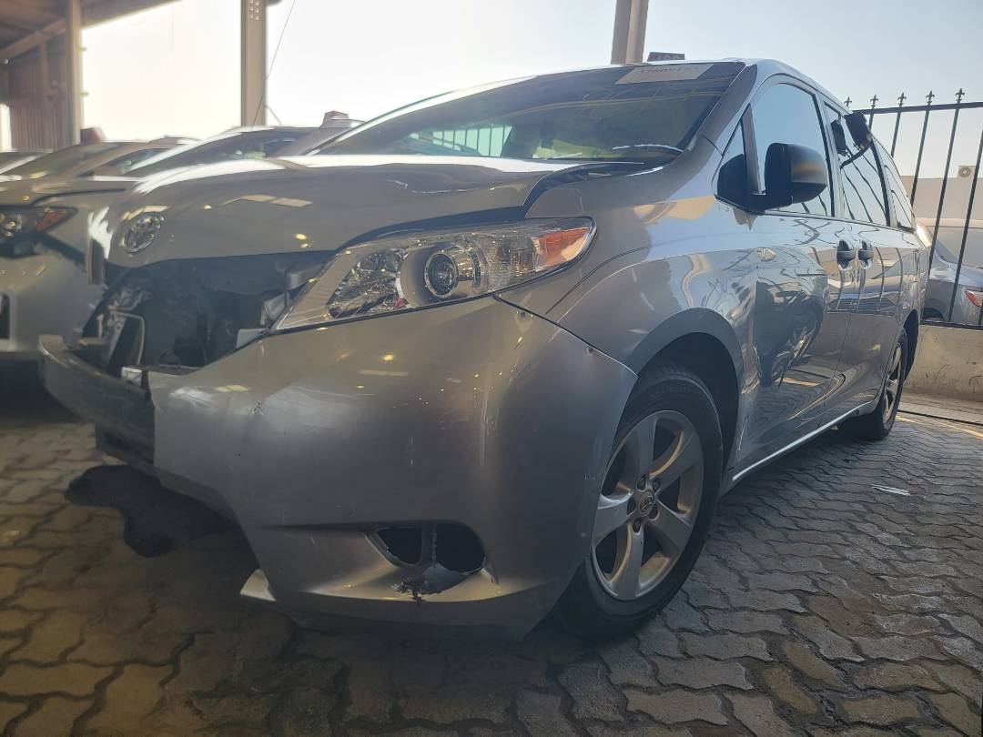 2011 TOYOTA SIENNA — 179395 Miles — Lot 37609175 - Marhaba Auctions Used Cars - Image 9