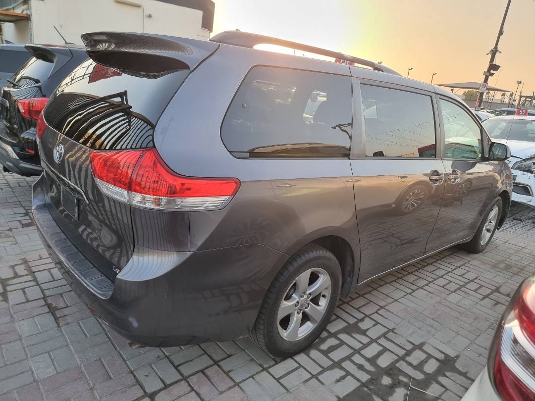 2014 TOYOTA SIENNA — 220316 Miles — Lot S485127 — Souq - Marhaba Auctions Used Cars - Image 16