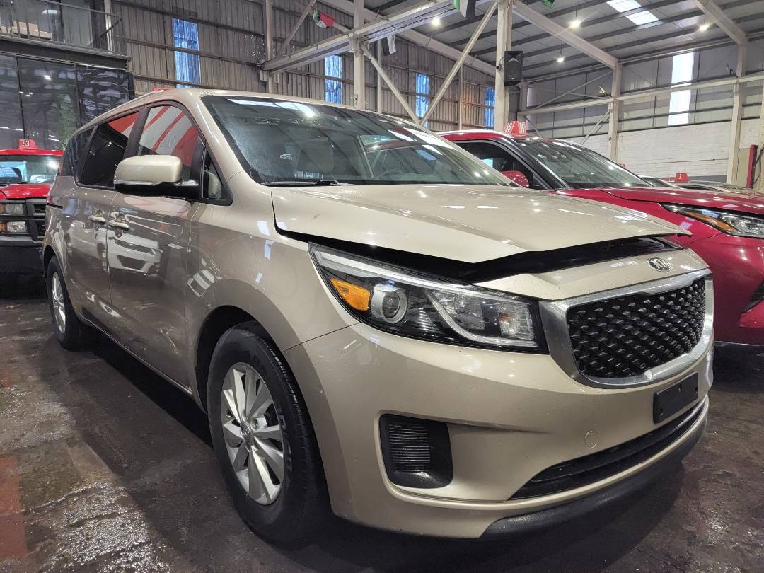 2015 KIA SEDONA — 162581 Miles — Lot 6061109 — Main - Marhaba Auctions Used Cars - Image 4