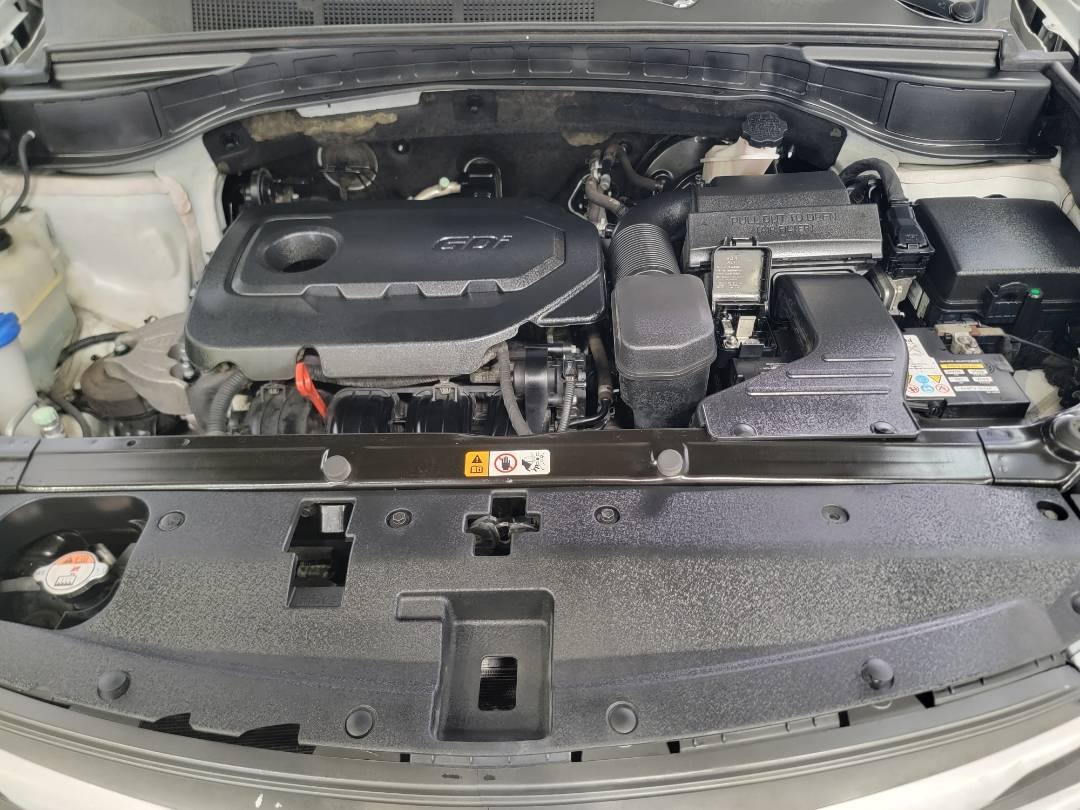 2018 HYUNDAI SANTA FE SPORT — 113779 Miles — Lot 38805864 — Main - Marhaba Auctions Used Cars - Image 10