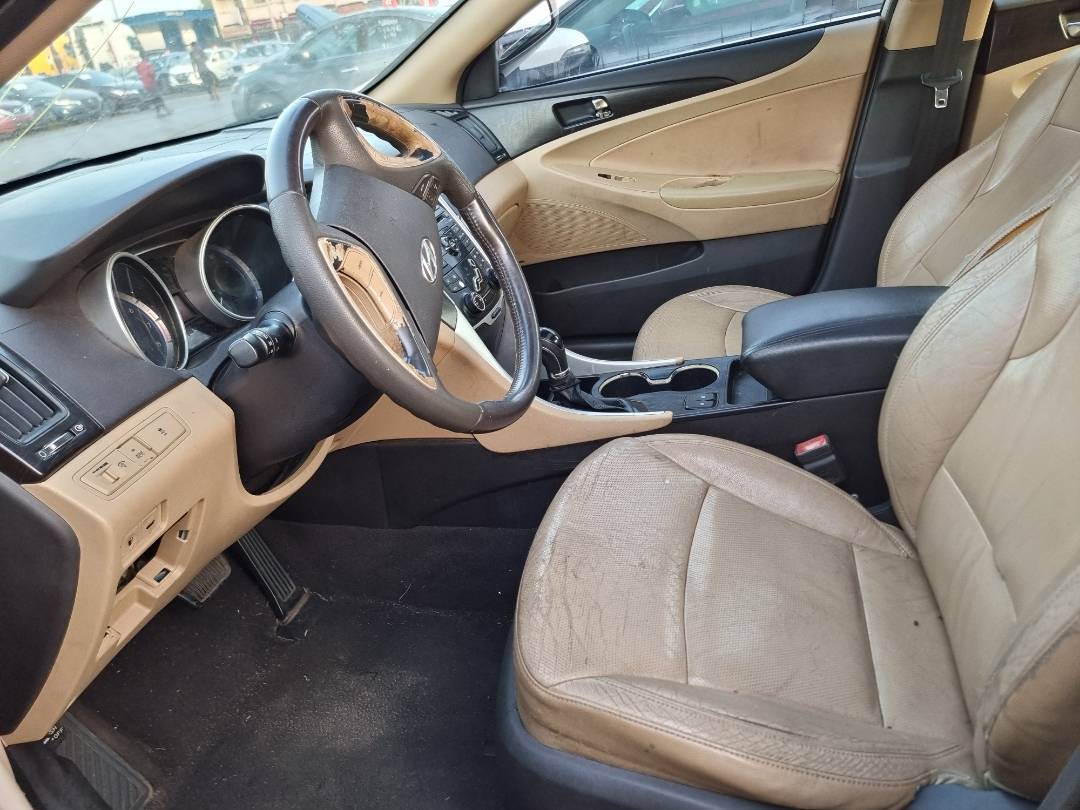 2011 HYUNDAI SONATA — 244426 Miles — Lot 69653 — Ind. 12 - Marhaba Auctions Used Cars - Image 6