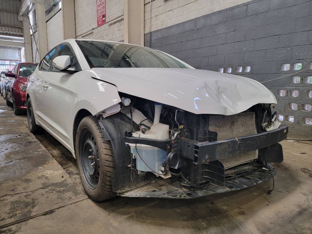 2019 HYUNDAI ELANTRA — 113096 KM — Lot 747735 — Main - Marhaba Auctions Used Cars - Image 4
