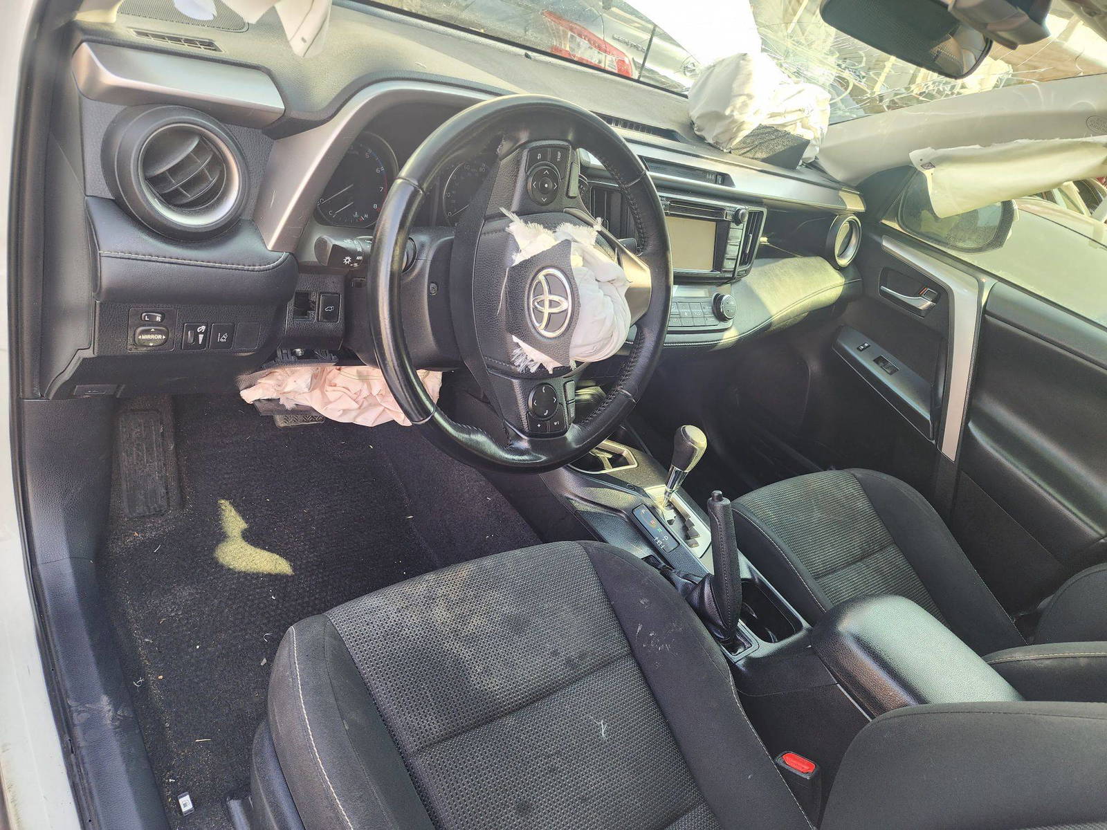2018 TOYOTA RAV4 — 91526 Miles — Lot 63282523 - Marhaba Auctions Used Cars - Image 4