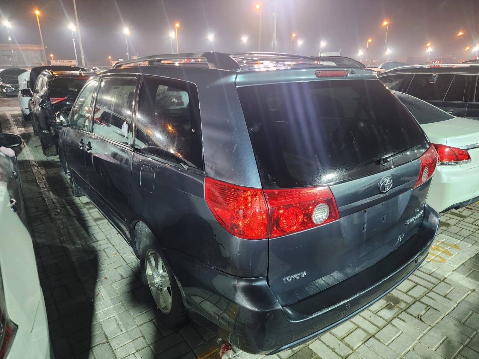 2007 TOYOTA SIENNA — 197315 Miles — Lot 96846765 — Main - Marhaba Auctions Used Cars - Image 3