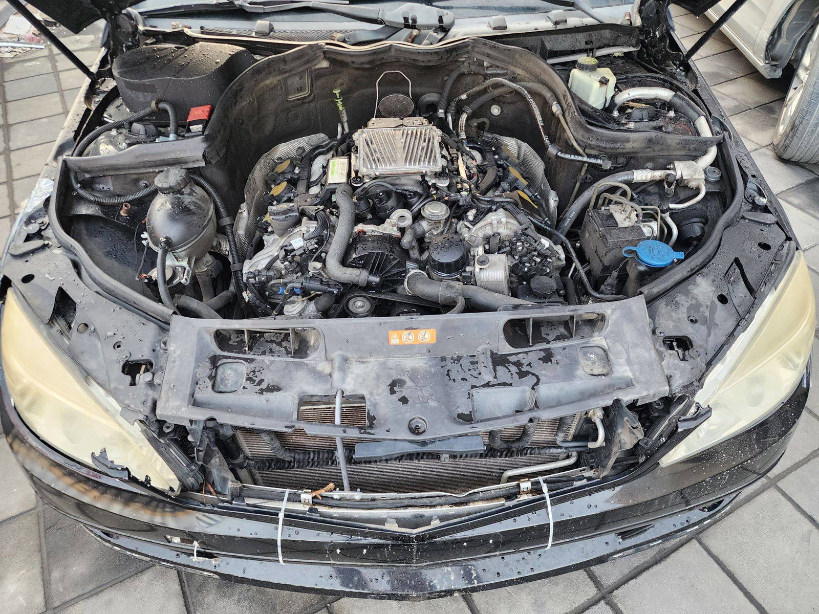 MERCEDES BENZ C300 2011 - Marhaba Auction Used Cars - Image 13