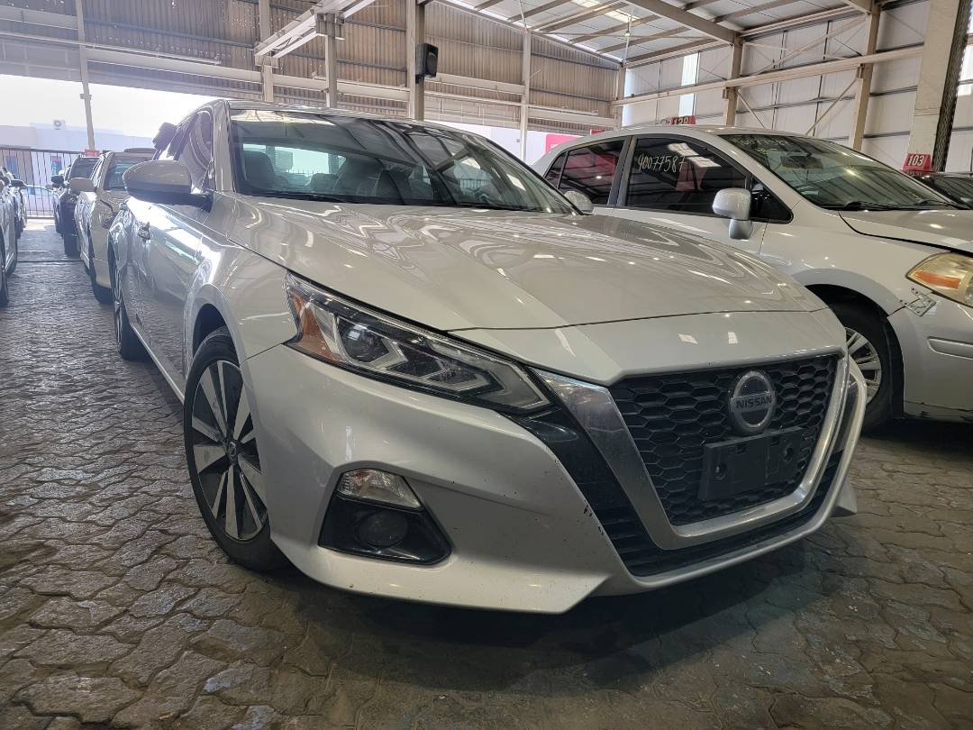 2019 NISSAN ALTIMA — 141670 Miles — Lot 180530 — Main - Marhaba Auctions Used Cars - Image 3