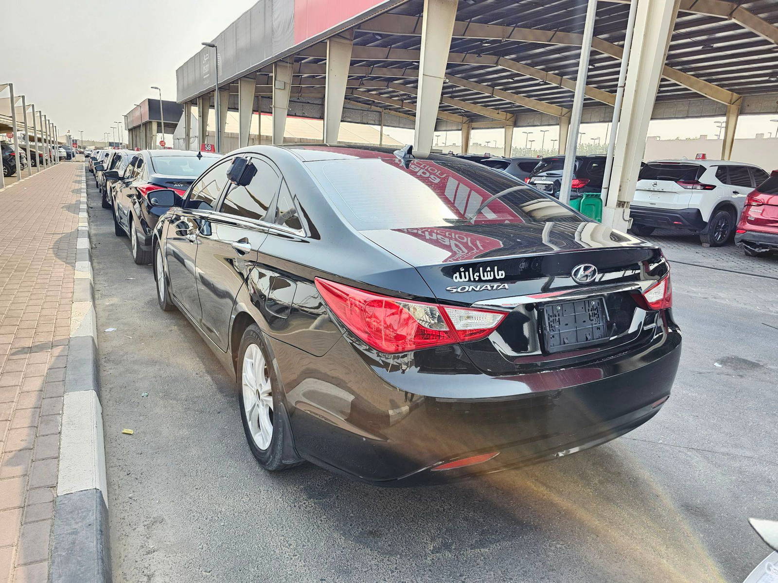 2011 HYUNDAI SONATA — 108470 Miles — Lot BH120612 — Souq - Marhaba Auctions Used Cars - Image 3