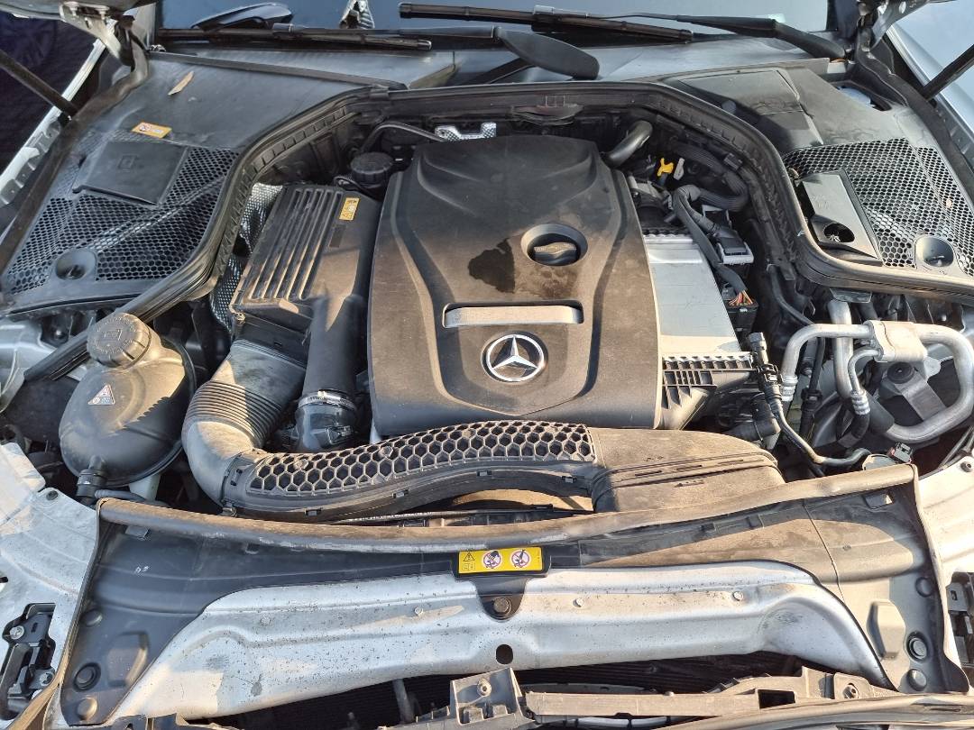 2016 MERCEDES BENZ C300 — 106620 Miles — Lot U163780 — Souq - Marhaba Auctions Used Cars - Image 11