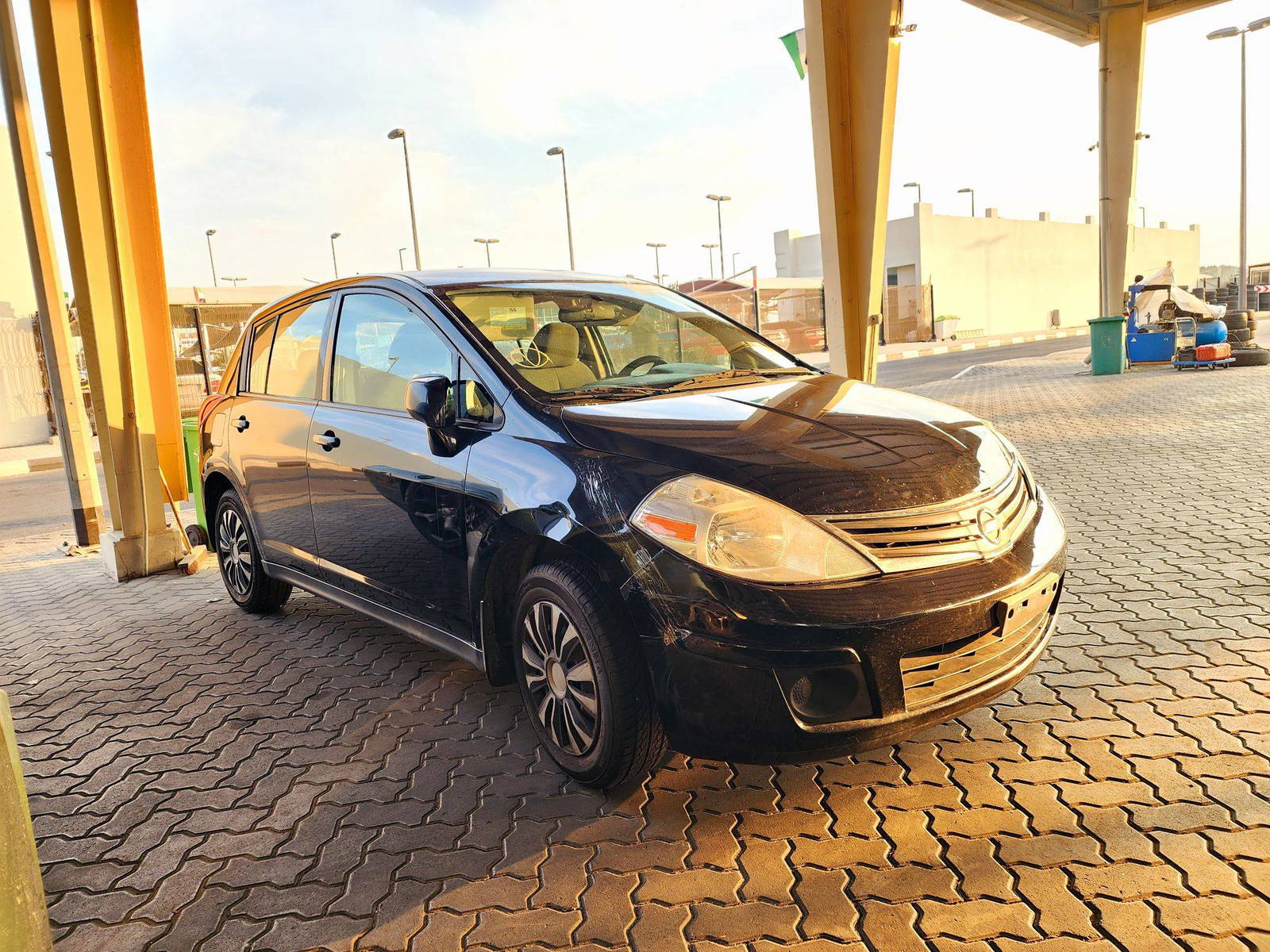 2010 NISSAN VERSA — 306923 Miles — Lot 71397114 — Souq - Marhaba Auctions Used Cars - Image 4