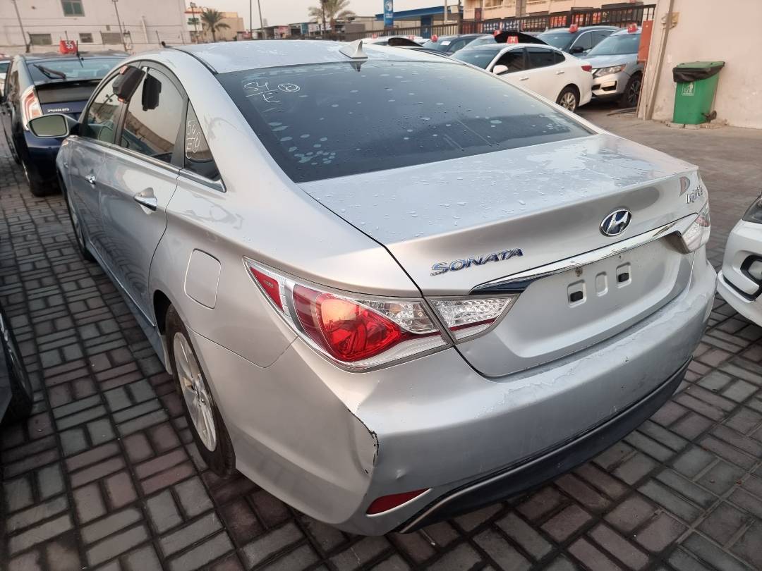 2013 HYUNDAI SONATA — 217571 Miles — Lot 99526 — Ind. 12 - Marhaba Auctions Used Cars - Image 4