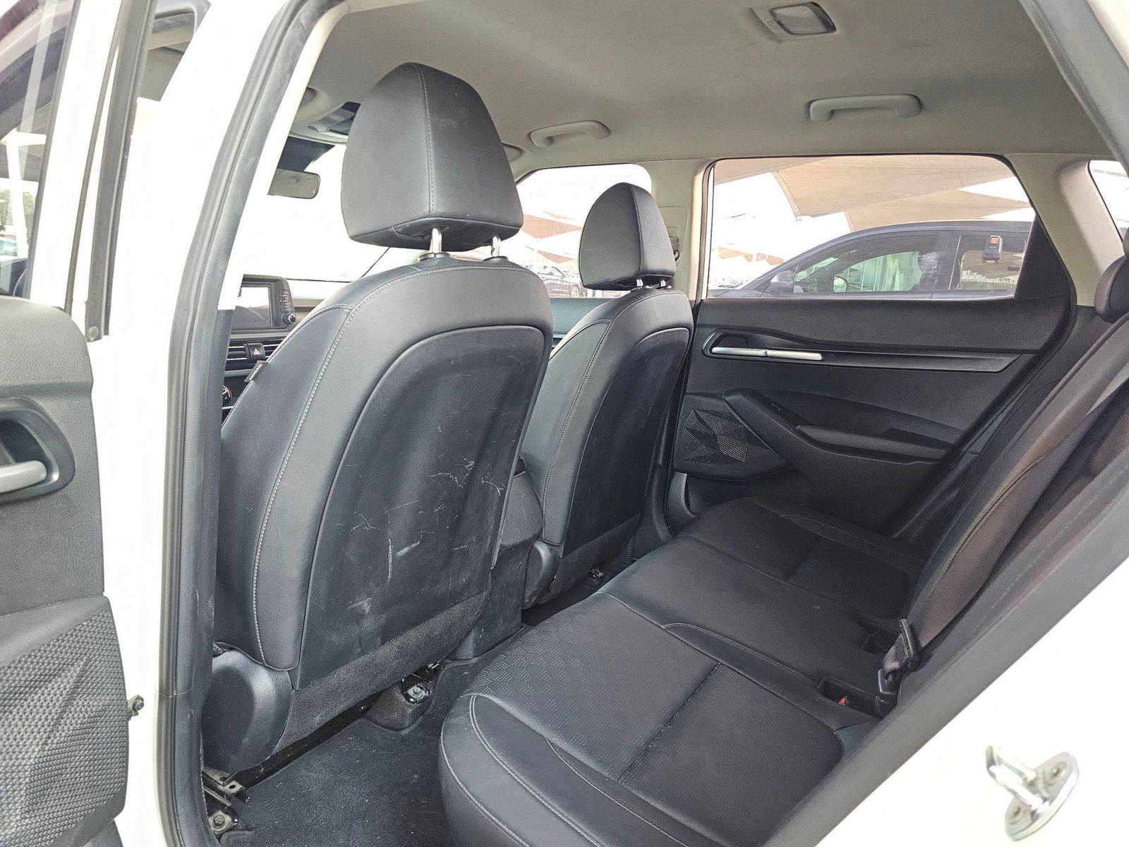 2022 KIA SELTOS — 130053 KM — Lot GNK198326 — Souq - Marhaba Auctions Used Cars - Image 6