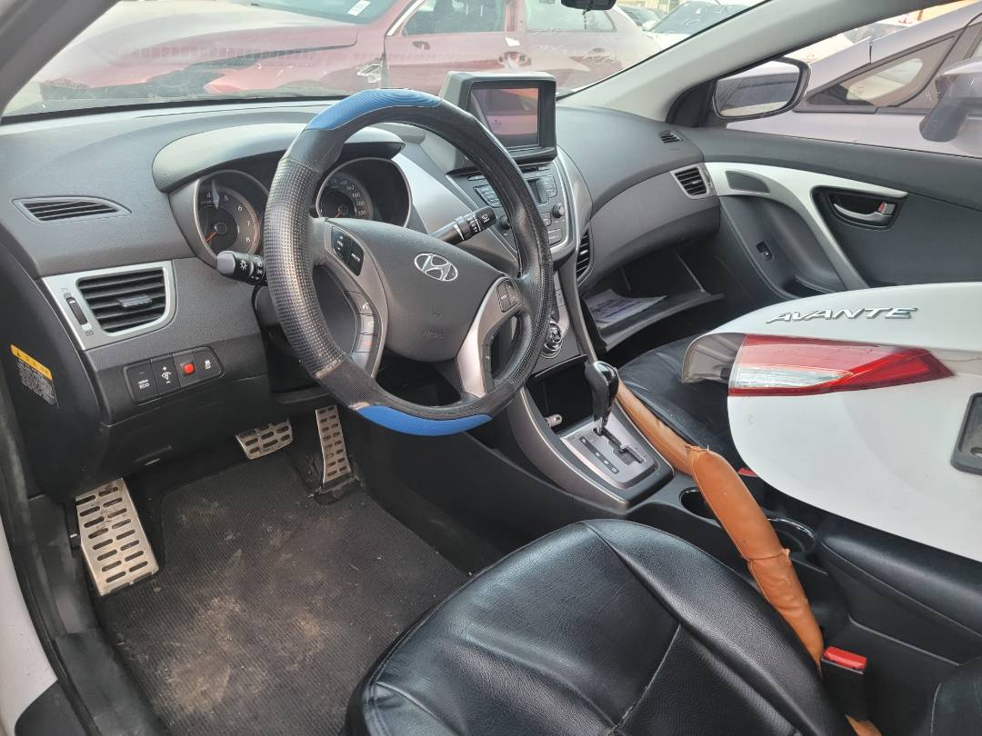 2014 HYUNDAI AVANTE — 145241 KM — Lot 908879 — Main - Marhaba Auctions Used Cars - Image 9