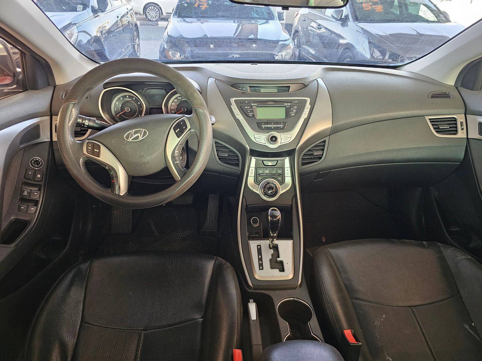 2011 HYUNDAI AVANTE — 110770 KM — Lot 141202 — Souq - Marhaba Auctions Used Cars - Image 7