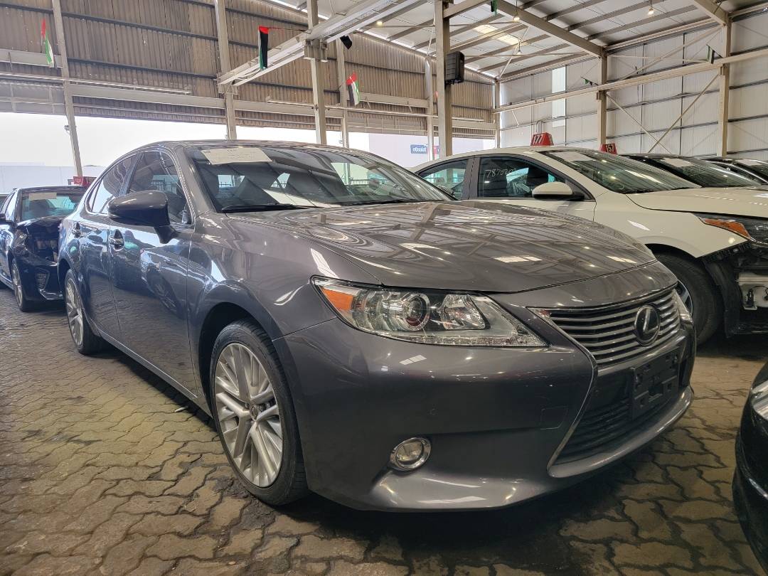 2015 LEXUS ES 350 — 123664 Miles — Lot 1GG1F2163943 — Main - Marhaba Auctions Used Cars - Image 4