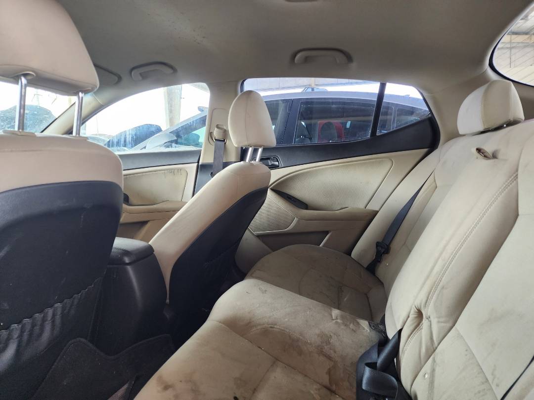 2015 KIA OPTIMA — 165773 Miles — Lot 39217464 — Souq - Marhaba Auctions Used Cars - Image 9