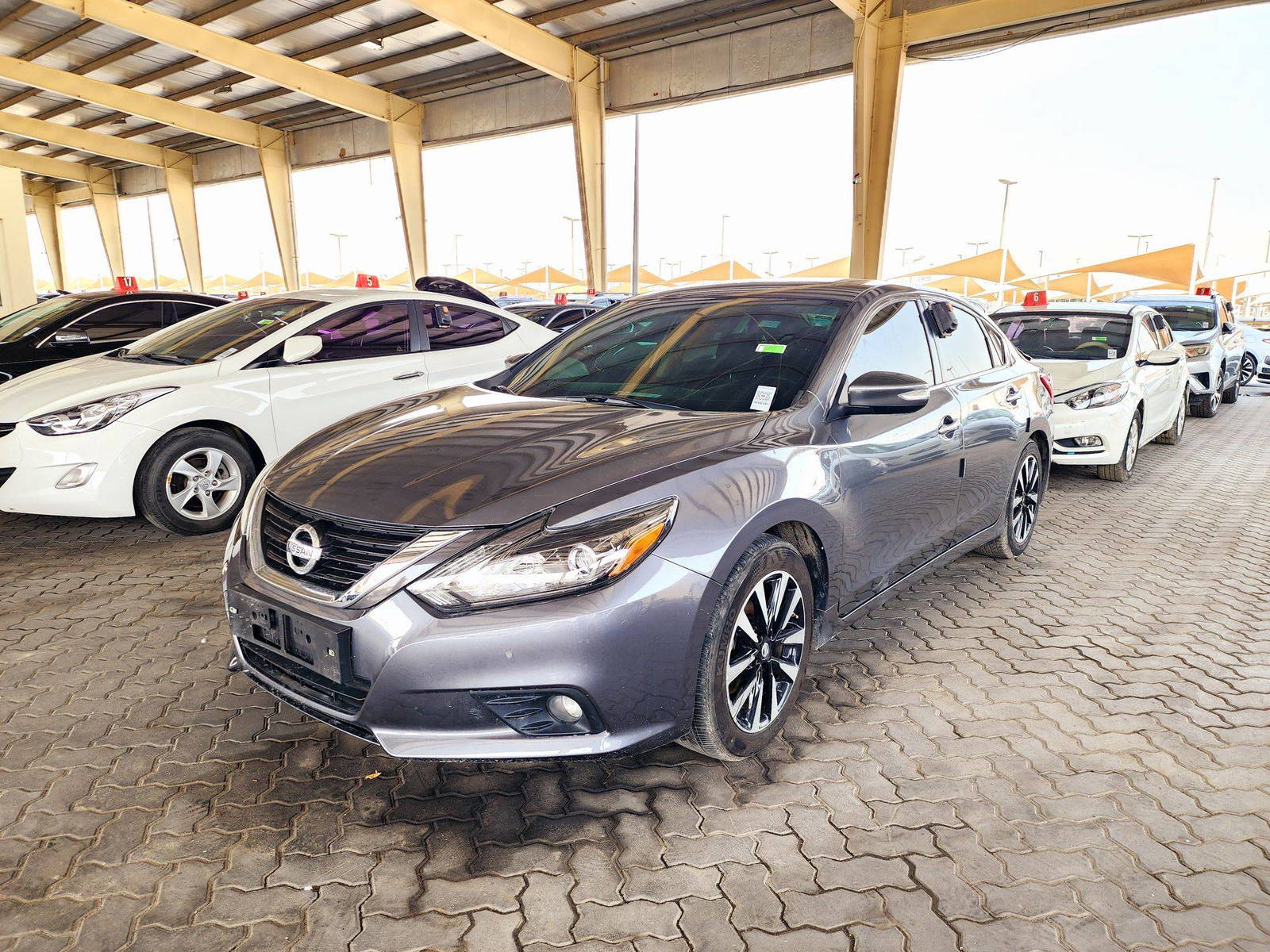 2017 NISSAN ALTIMA — 134333 KM — Lot 100190 — Souq - Marhaba Auctions Used Cars - Image 5