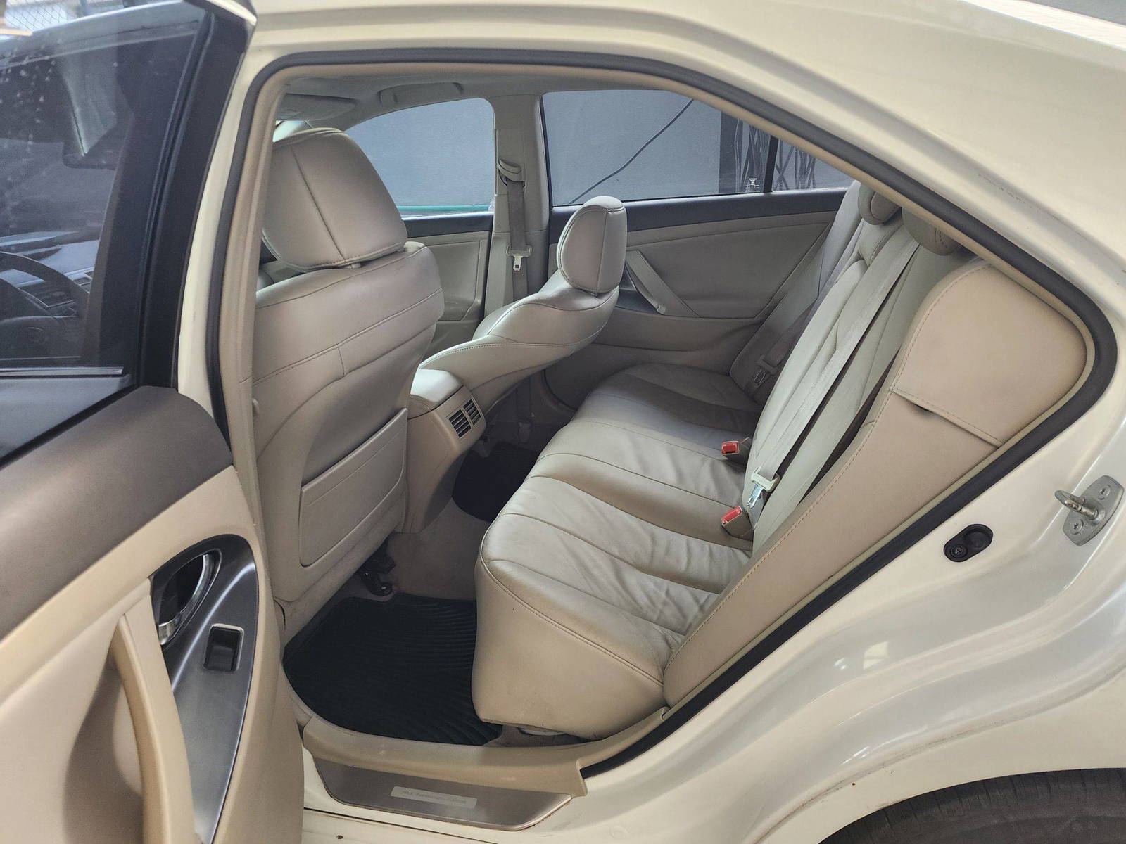 2007 TOYOTA CAMRY — 186069 Miles — Lot 215487 — Al Quoz - Marhaba Auctions Used Cars - Image 3