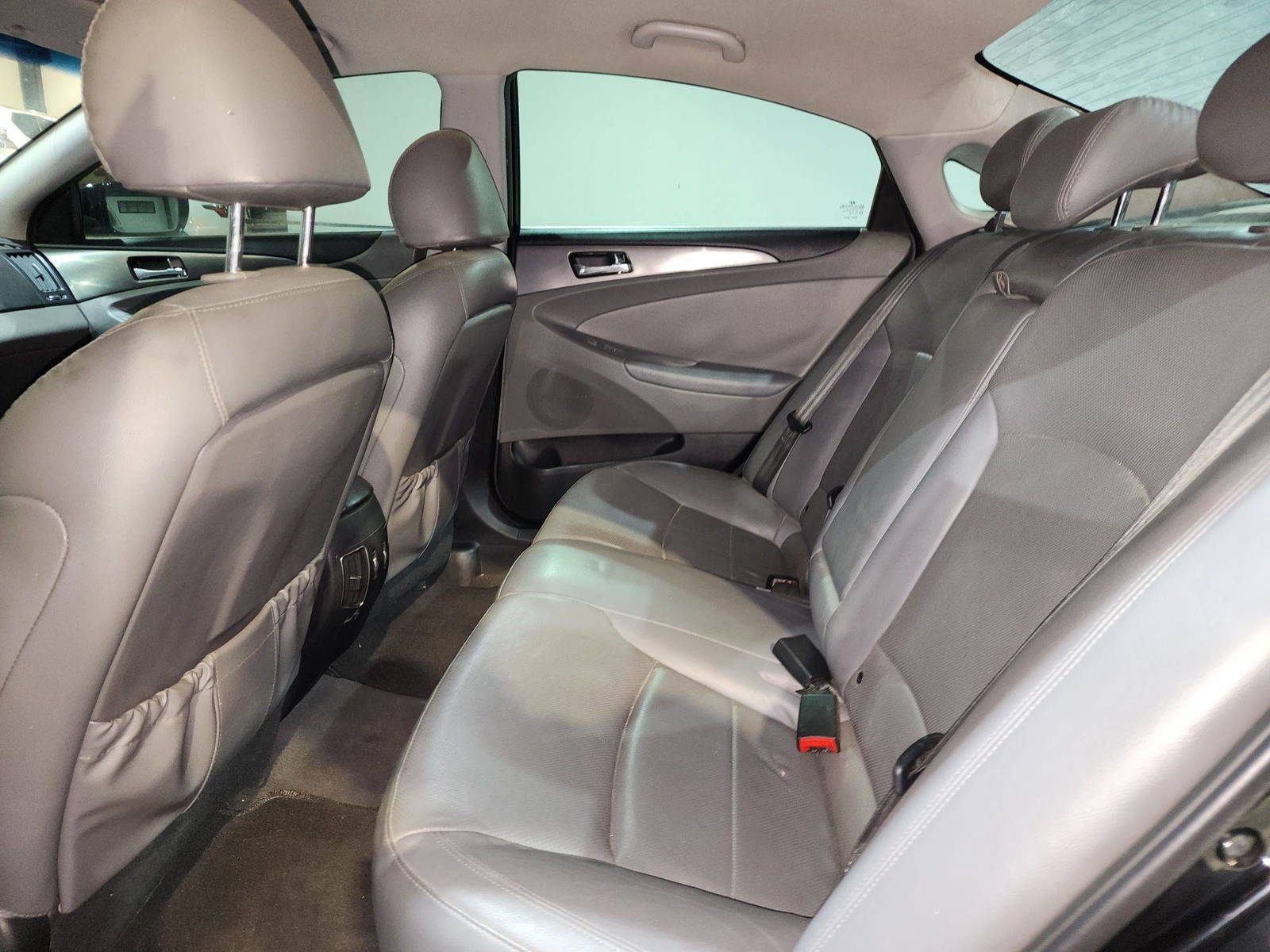 2013 HYUNDAI SONATA — 211129 Miles — Lot 16495 — Al Quoz - Marhaba Auctions Used Cars - Image 7