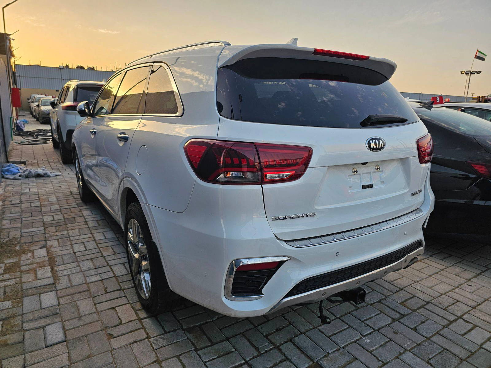 2019 KIA SORENTO — 103998 Miles — Lot A57KG504102 — Main - Marhaba Auctions Used Cars - Image 5