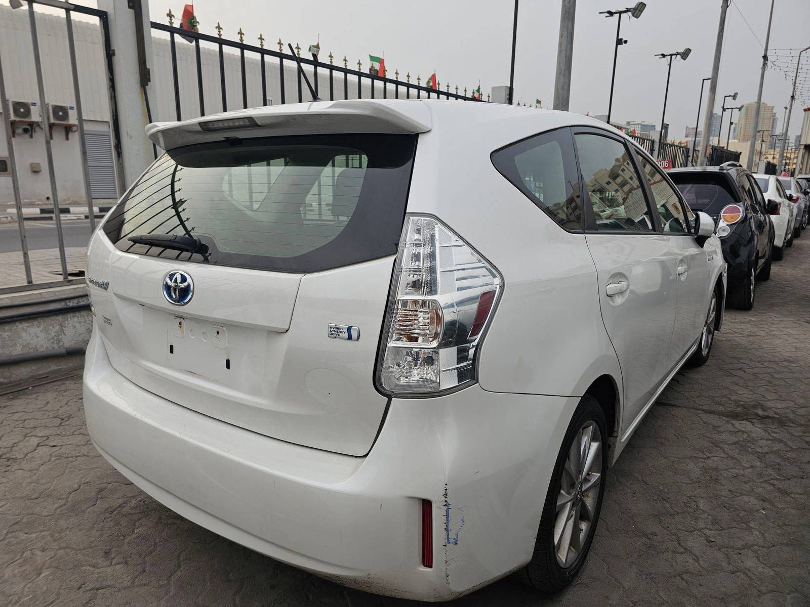 2012 TOYOTA PRIUS V — 222288 Miles — Lot XC3082599 — Main - Marhaba Auctions Used Cars - Image 5