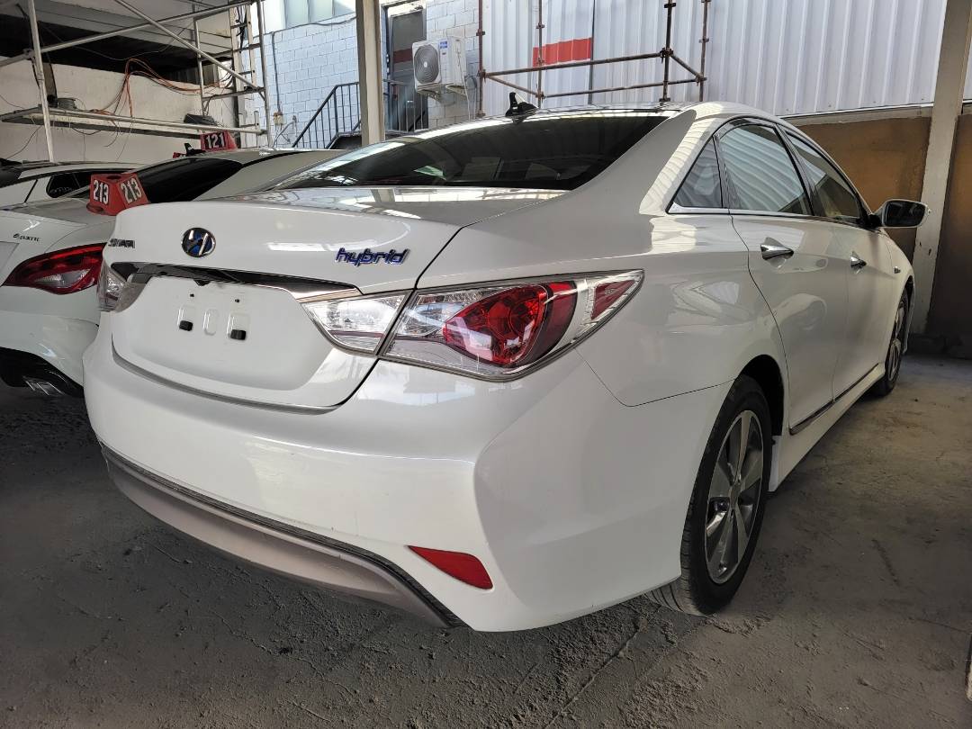 2011 HYUNDAI SONATA — 179002 Miles — Lot 0BA009618 — Main - Marhaba Auctions Used Cars - Image 3