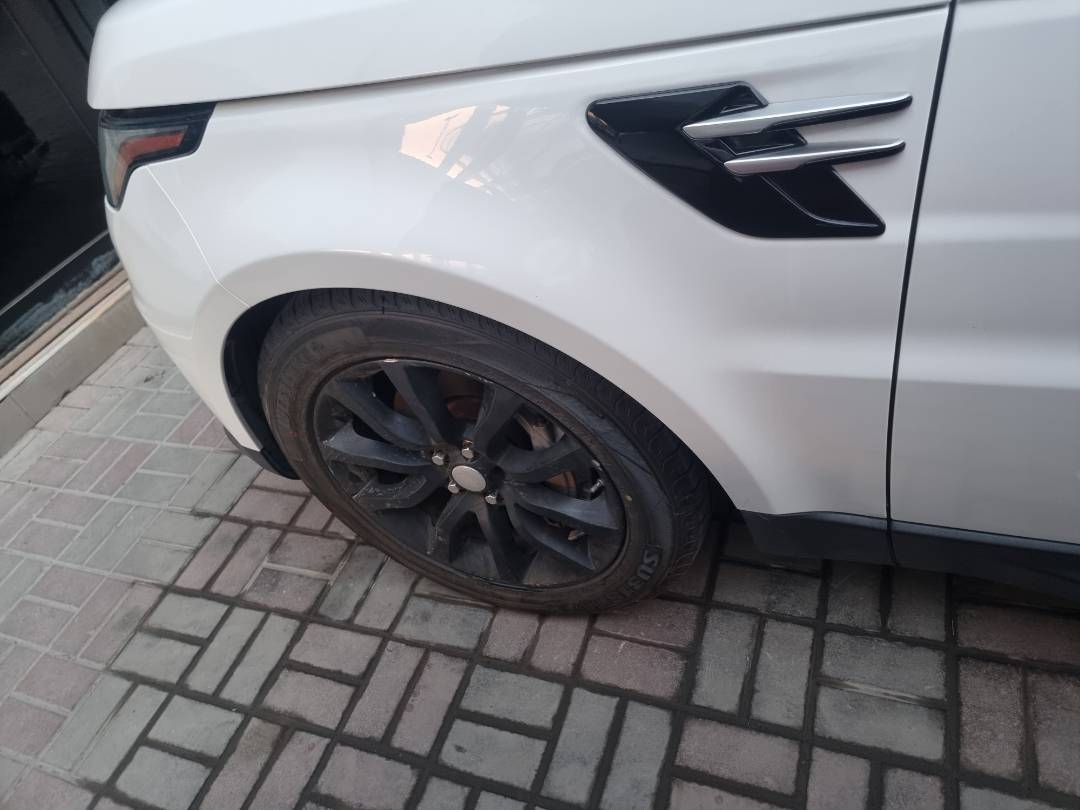 LAND ROVER RANGE ROVER SPORT 2019 - Marhaba Auction Used Cars - Image 10