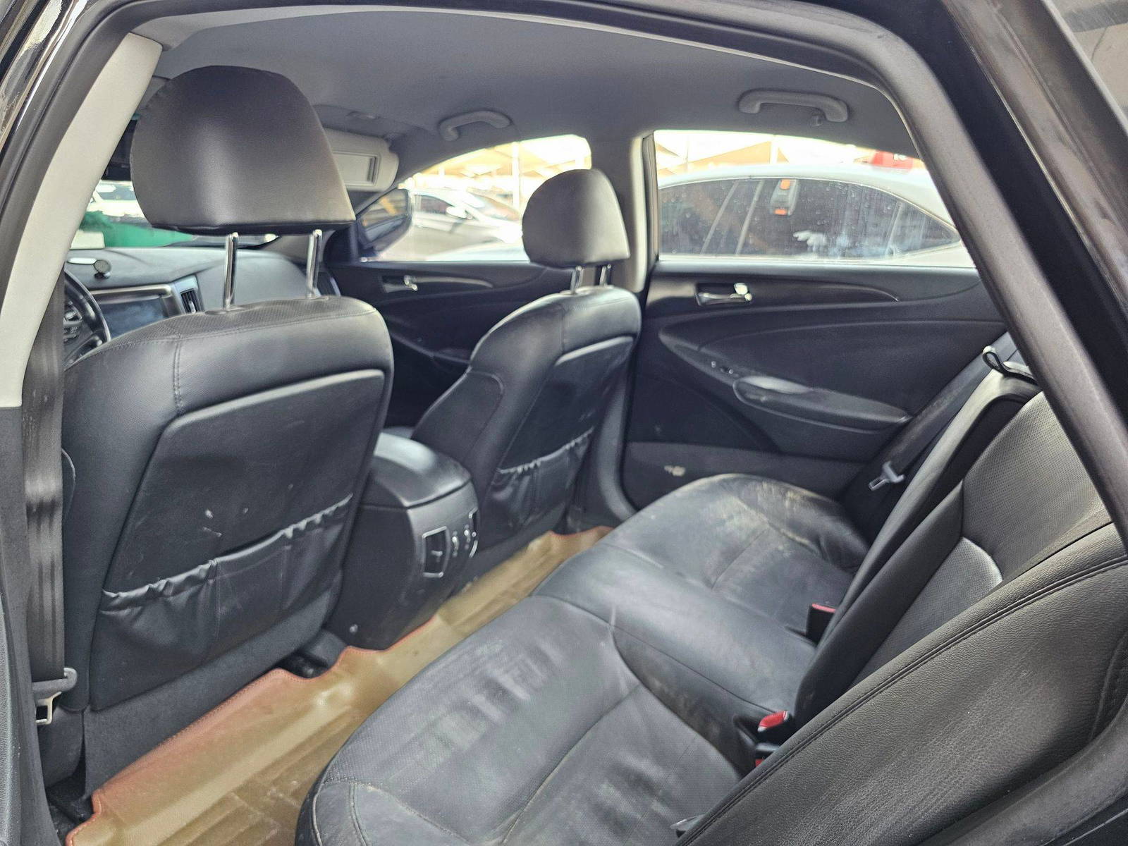 2013 HYUNDAI SONATA — 191919 KM — Lot 545005 — Souq - Marhaba Auctions Used Cars - Image 6