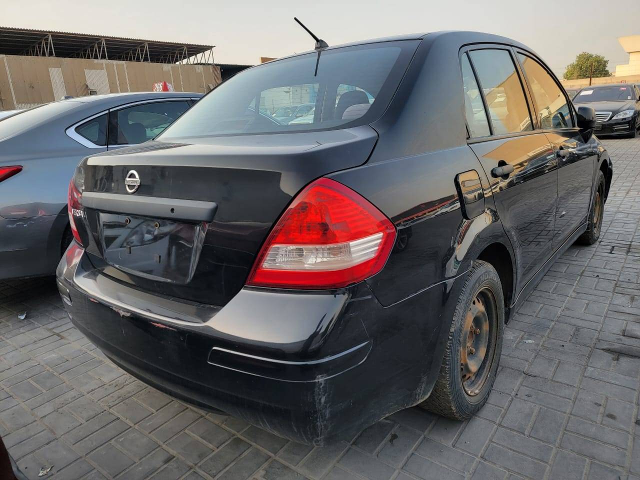 2009 NISSAN VERSA — 193223 KM — Lot E39L435327 — Main - Marhaba Auctions Used Cars - Image 5