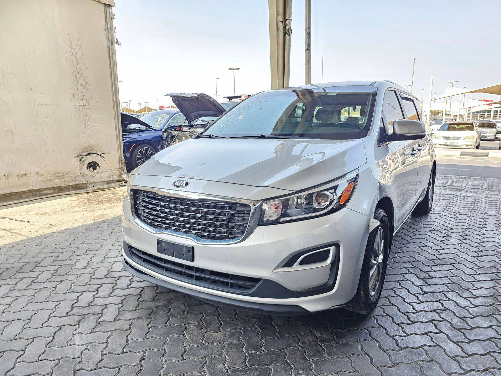 2019 KIA SEDONA — 224827 KM — Lot 12310867 — Souq - Marhaba Auctions Used Cars - Image 5