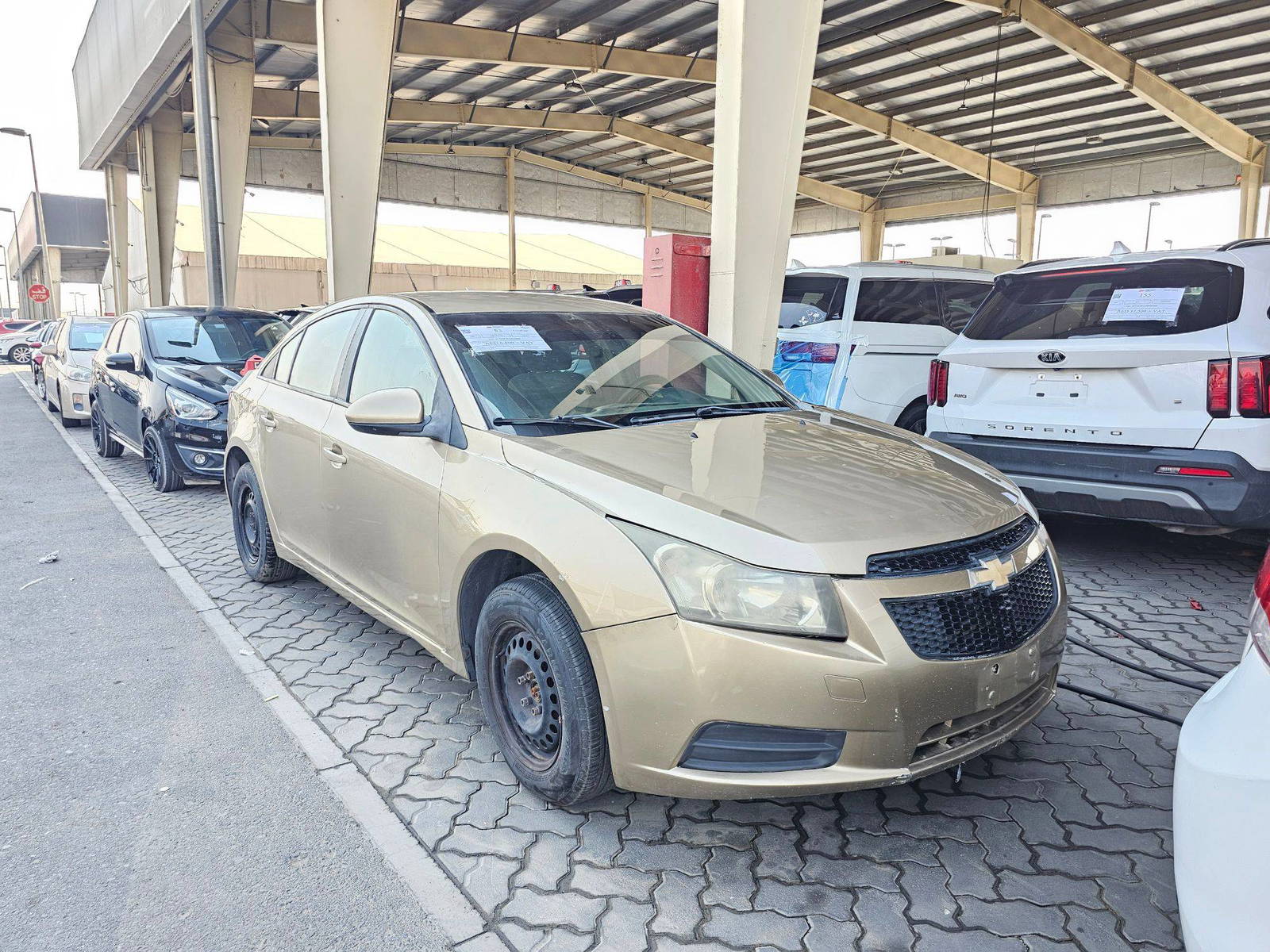 2010 CHEVROLET CRUIZE — Lot 0AK638083 — Souq - Marhaba Auctions Used Cars - Image 4