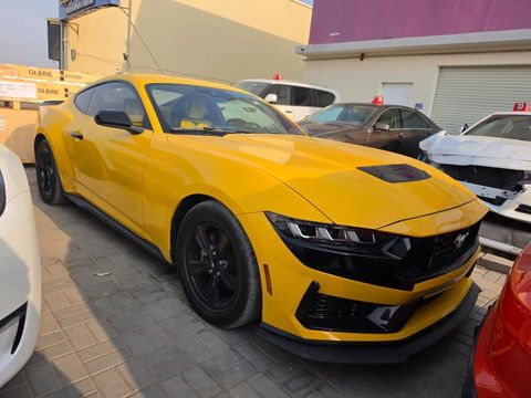 FORD MUSTANG