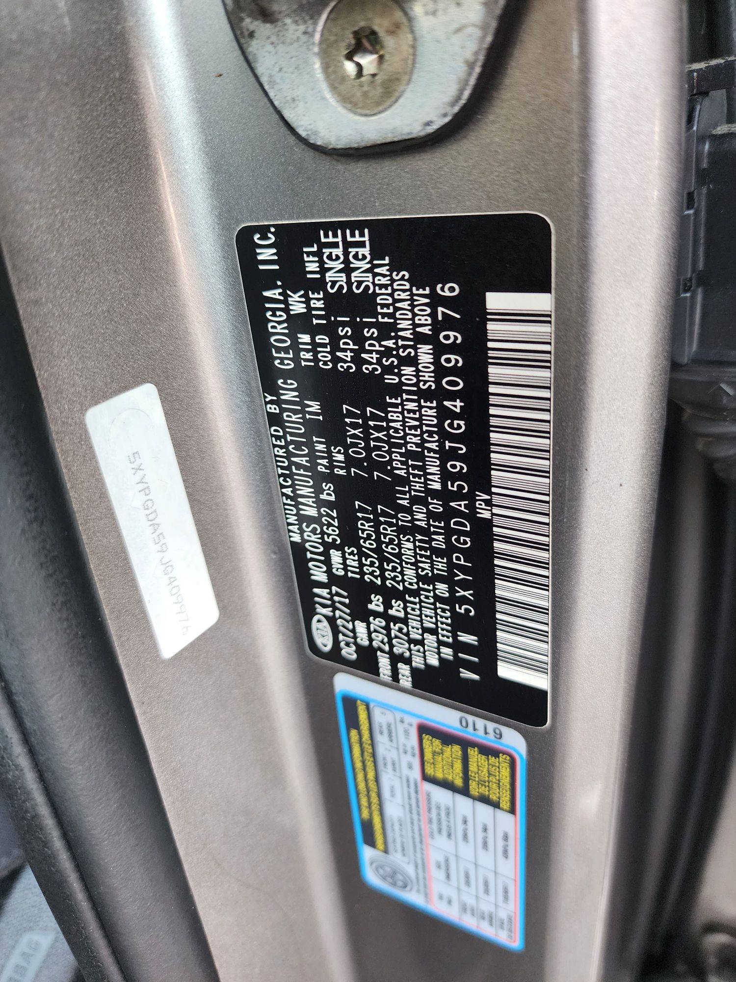 2018 KIA SORENTO — 164544 Miles — Lot 60928574 — Souq - Marhaba Auctions Used Cars - Image 9