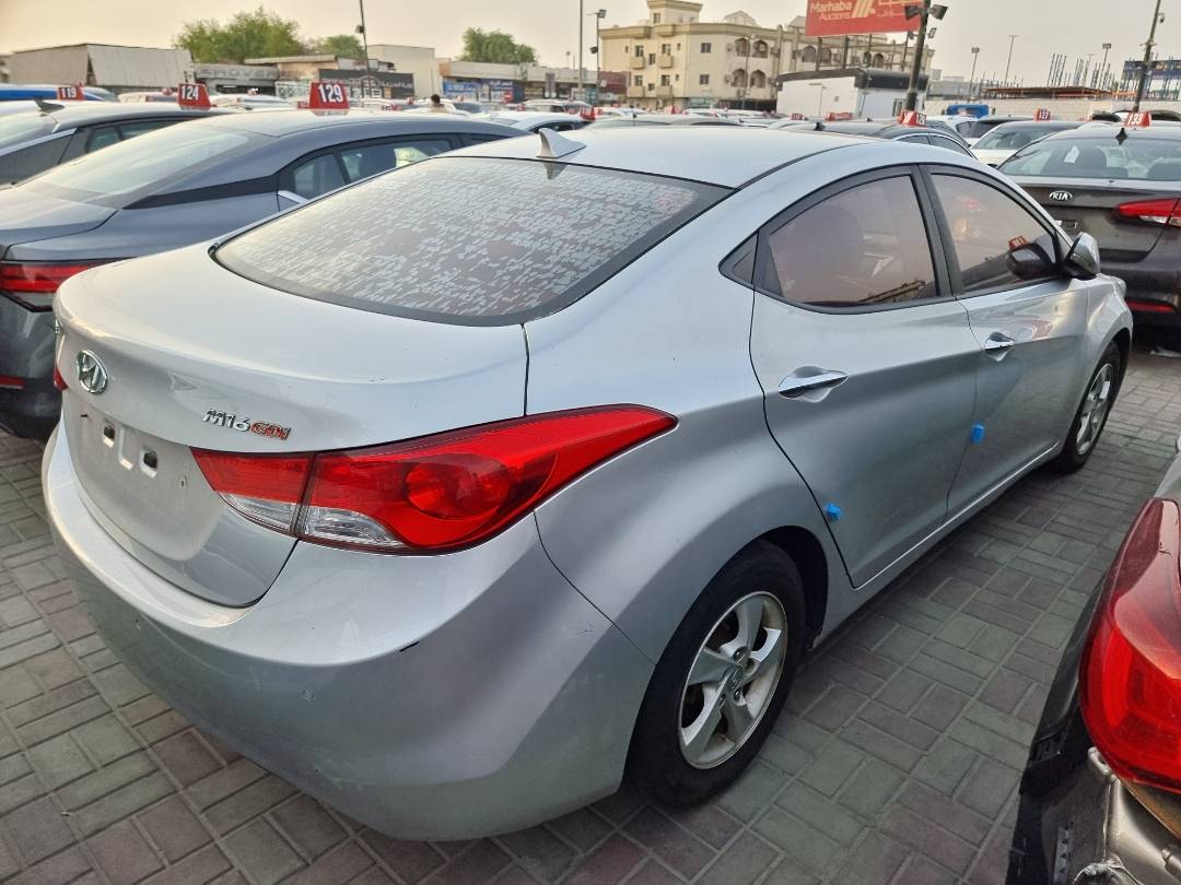 2012 HYUNDAI AVANTE — 121359 KM — Lot 307306 — Souq - Marhaba Auctions Used Cars - Image 4