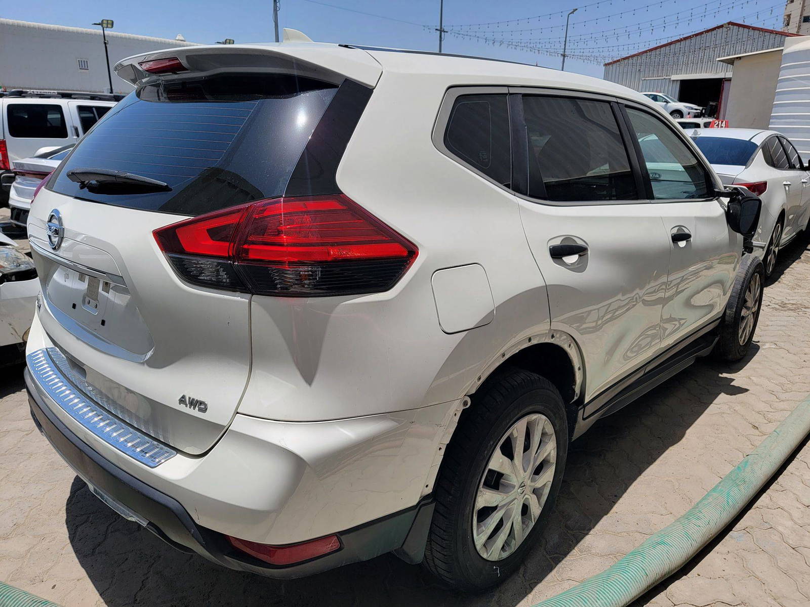 NISSAN ROGUE 2017 - Marhaba Auction Used Cars - Image 3