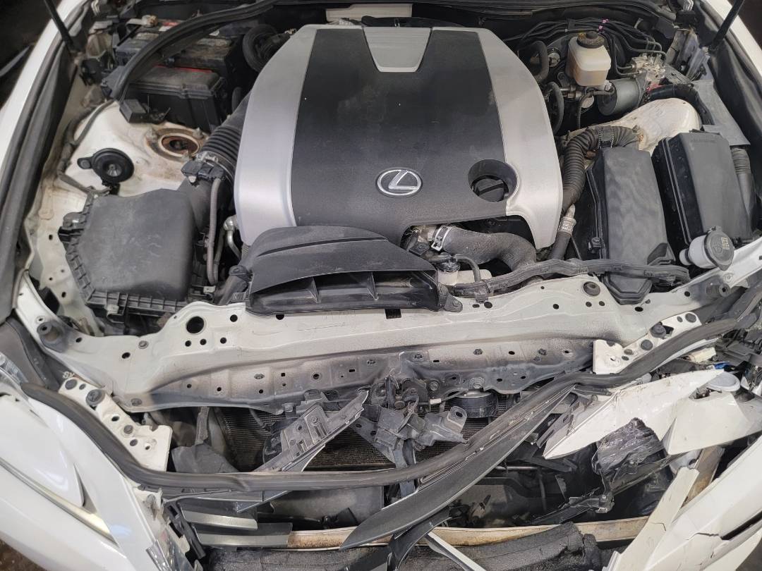 2015 LEXUS IS-350 — 133933 Miles — Lot 5015697 — Main - Marhaba Auctions Used Cars - Image 9