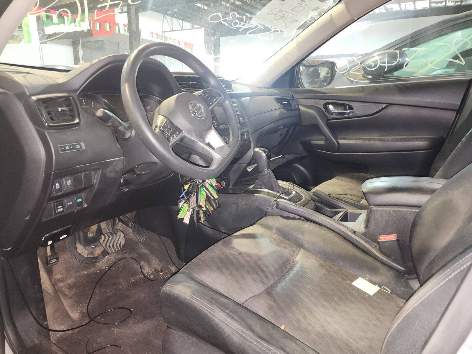 NISSAN ROGUE 2017 - Marhaba Auction Used Cars - Image 9