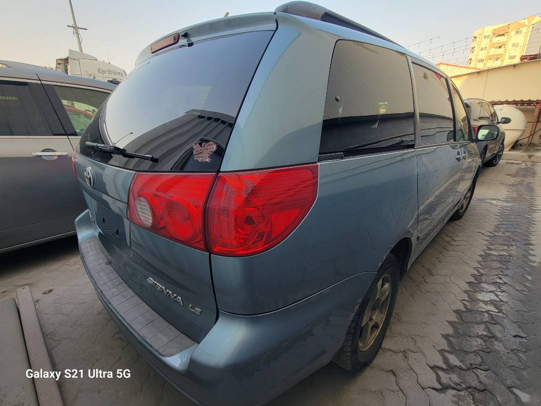 2008 TOYOTA SIENNA — 259139 Miles — Lot 163324 — Main - Marhaba Auctions Used Cars - Image 4